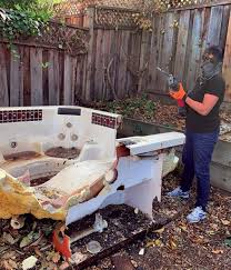 Best Yard Waste Removal  in Wakefield, NE